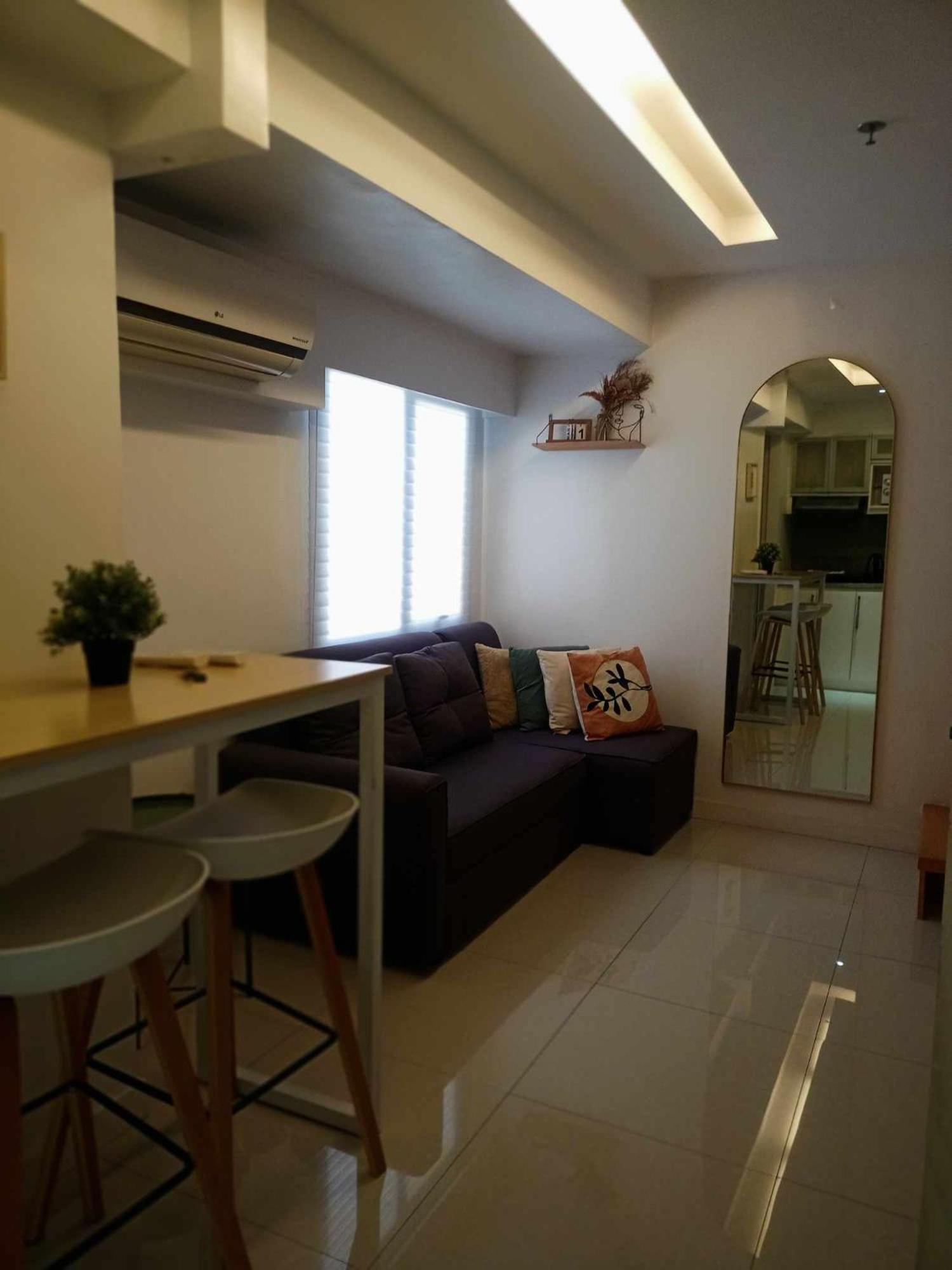 2 Bedrooms Units Forbes Area 5Th Avenue Bgc Center 마닐라 외부 사진